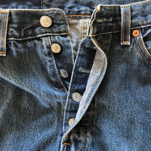 💖 Vintage Ladies Levi’s 501 Button Fly Jeans Size 30/30 - Picture 7 of 13